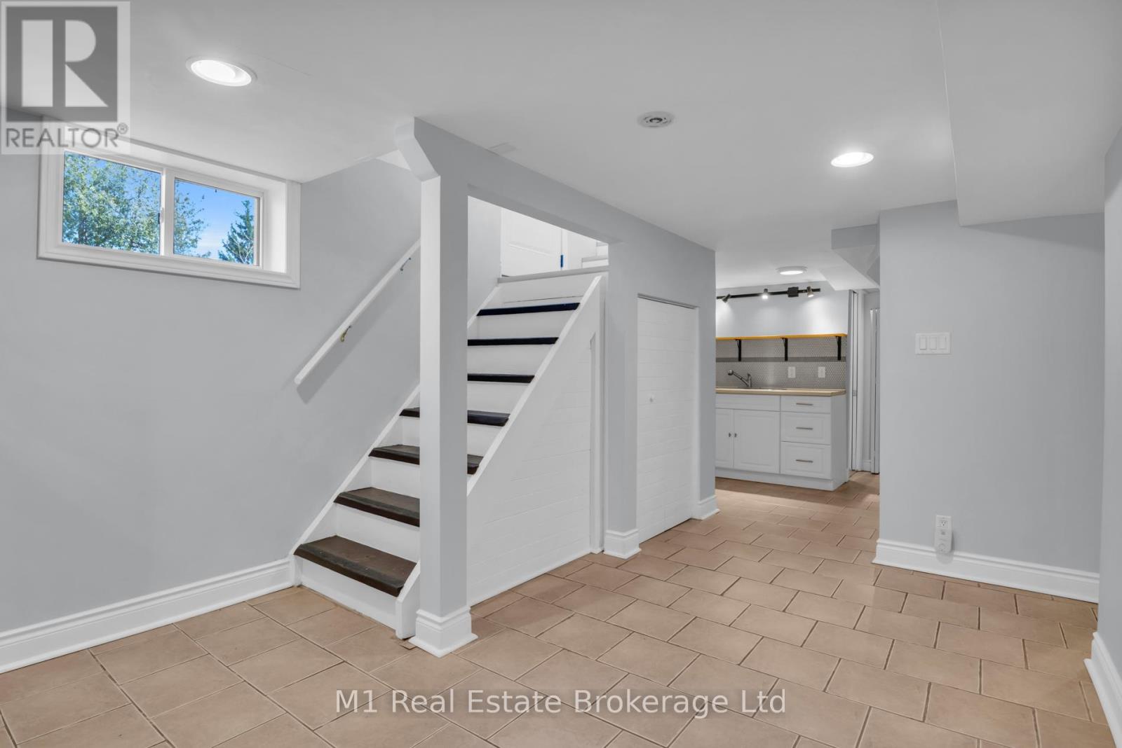 96 Siebert Avenue, Kitchener, Ontario  N2C 2A8 - Photo 24 - X13056464