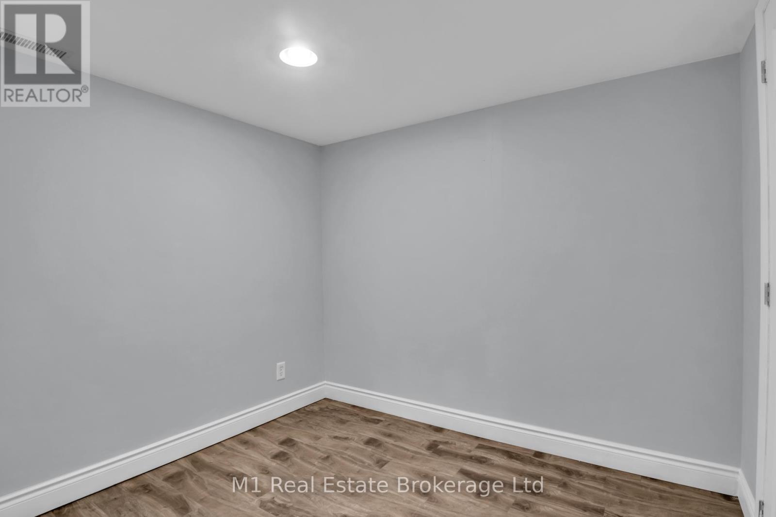 96 Siebert Avenue, Kitchener, Ontario  N2C 2A8 - Photo 30 - X13056464