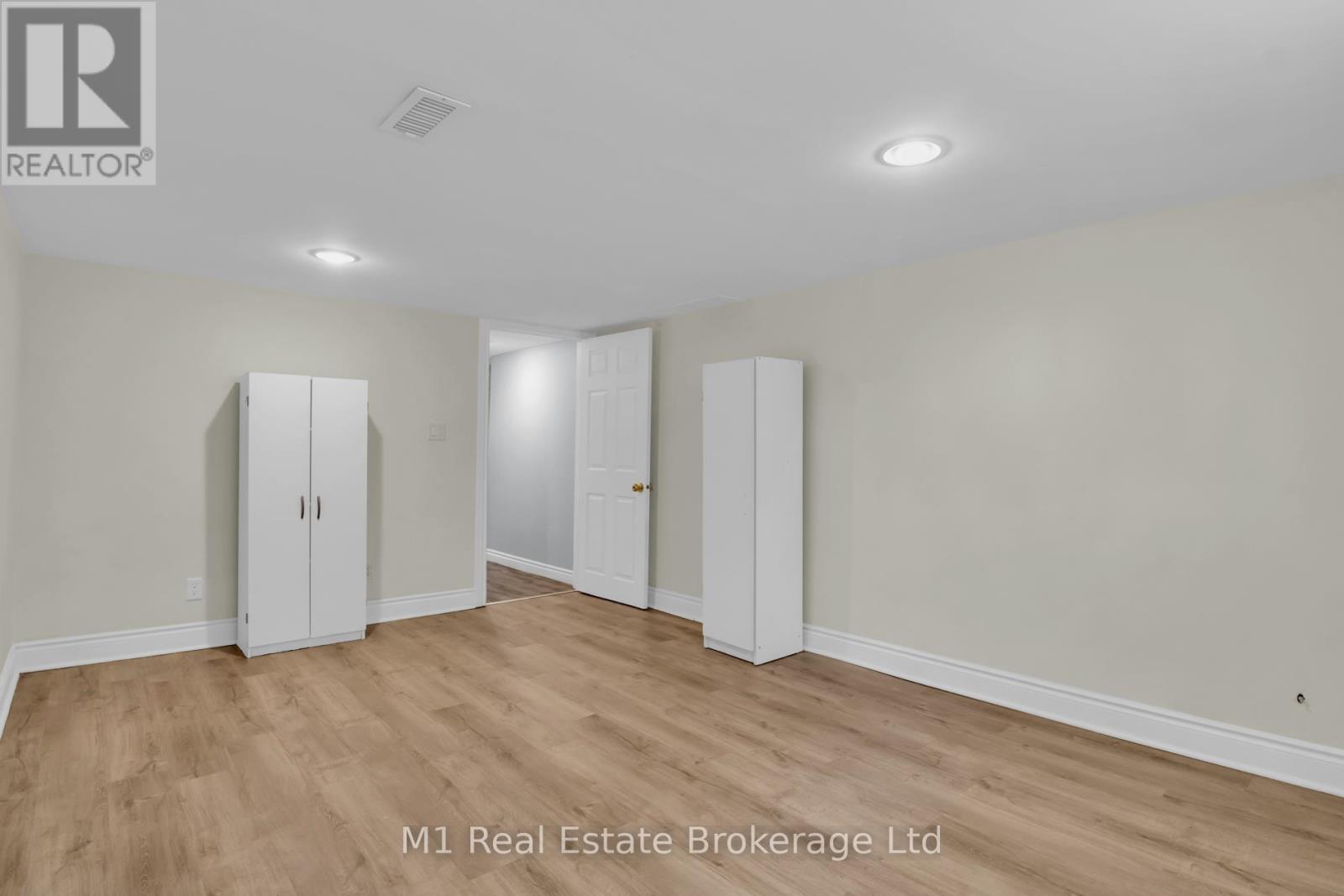 96 Siebert Avenue, Kitchener, Ontario  N2C 2A8 - Photo 33 - X13056464