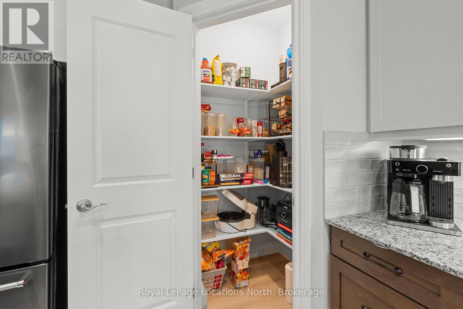 164 Anchors Way, Blue Mountains, Ontario  N0H 2P0 - Photo 14 - X13056488