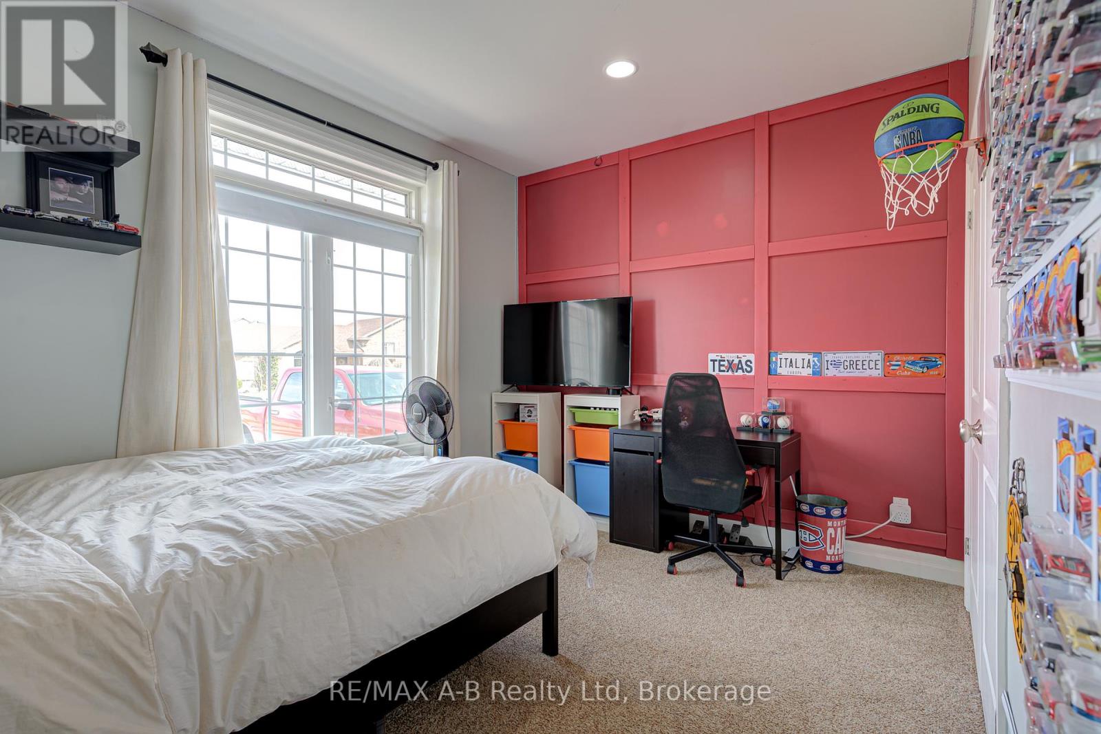 296 Glass Street, St. Marys, Ontario  N4X 1E5 - Photo 19 - X13056550