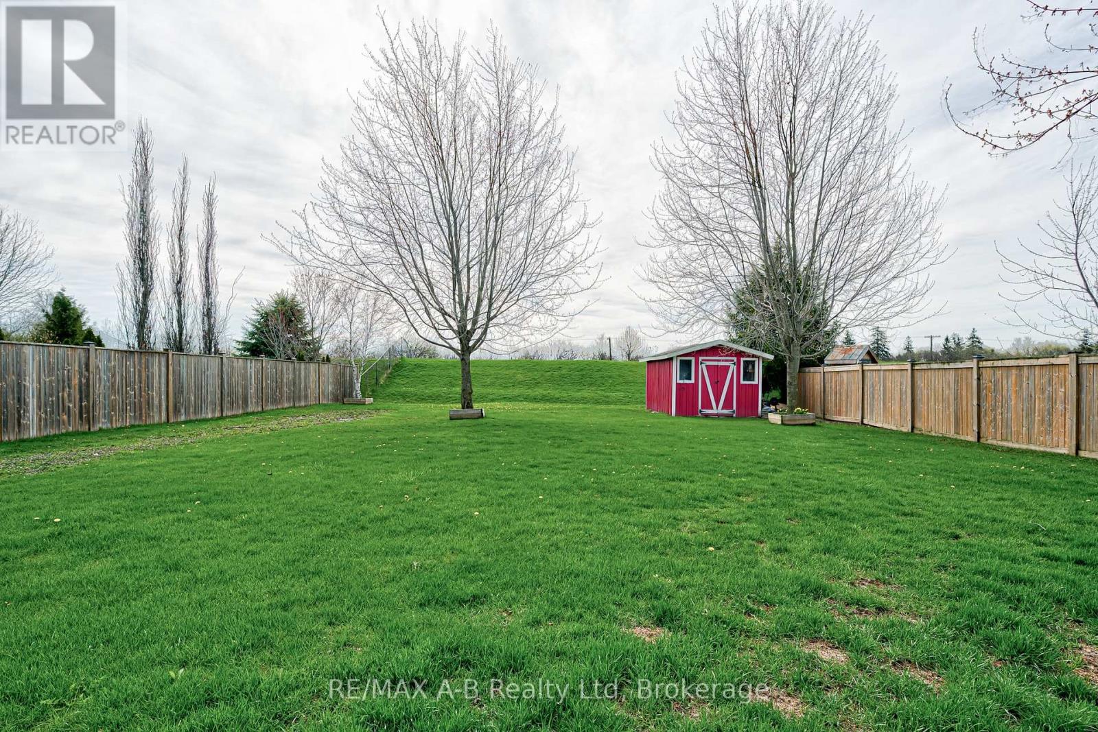 296 Glass Street, St. Marys, Ontario  N4X 1E5 - Photo 39 - X13056550