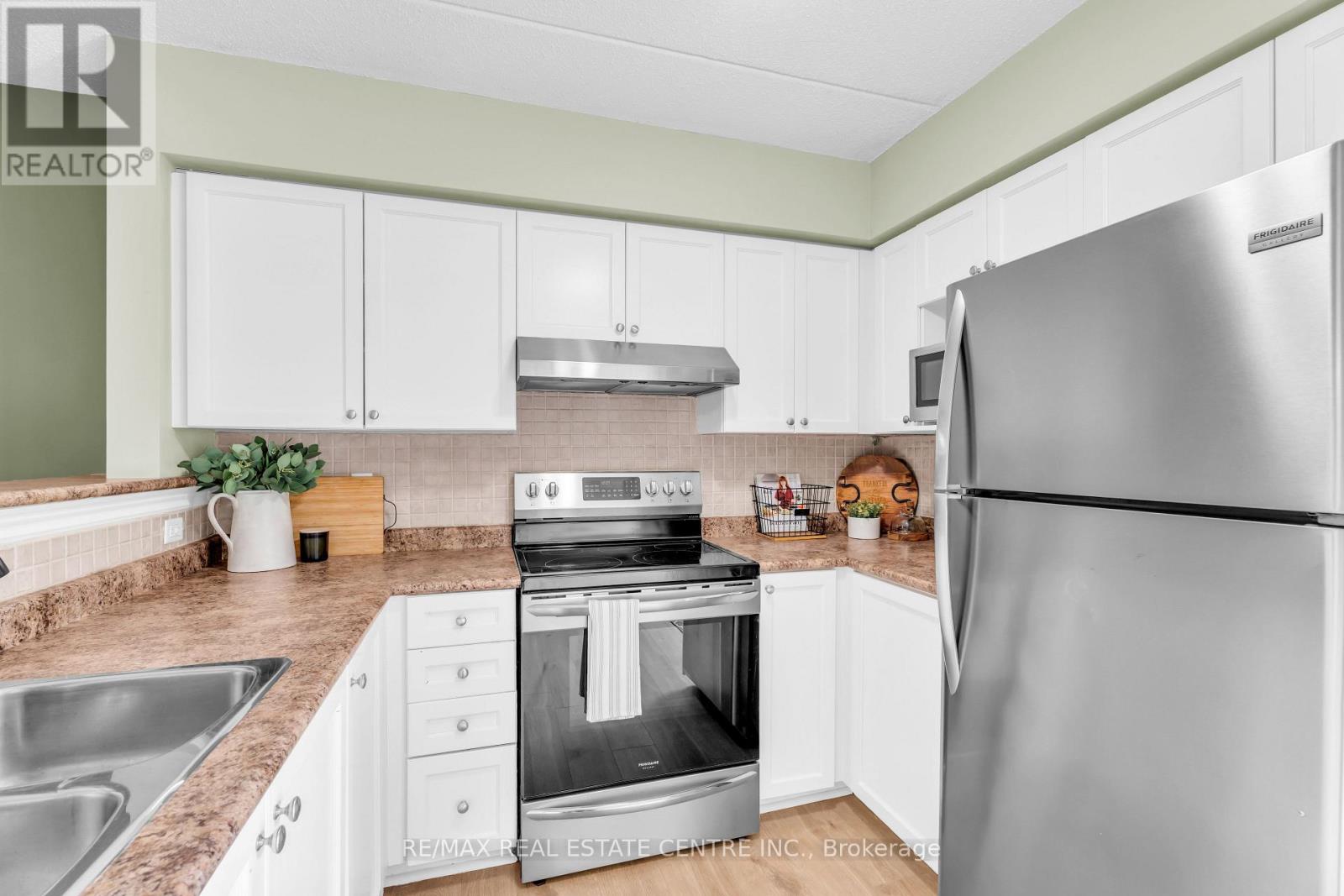 102 - 1479 Maple Avenue, Milton, Ontario  L9T 0B5 - Photo 25 - W13052864