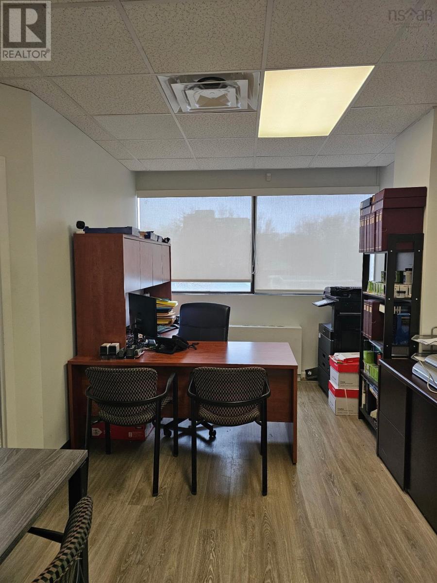 300 5991 Spring Garden Road, Halifax, Nova Scotia  B3H 1Y6 - Photo 1 - 202608926