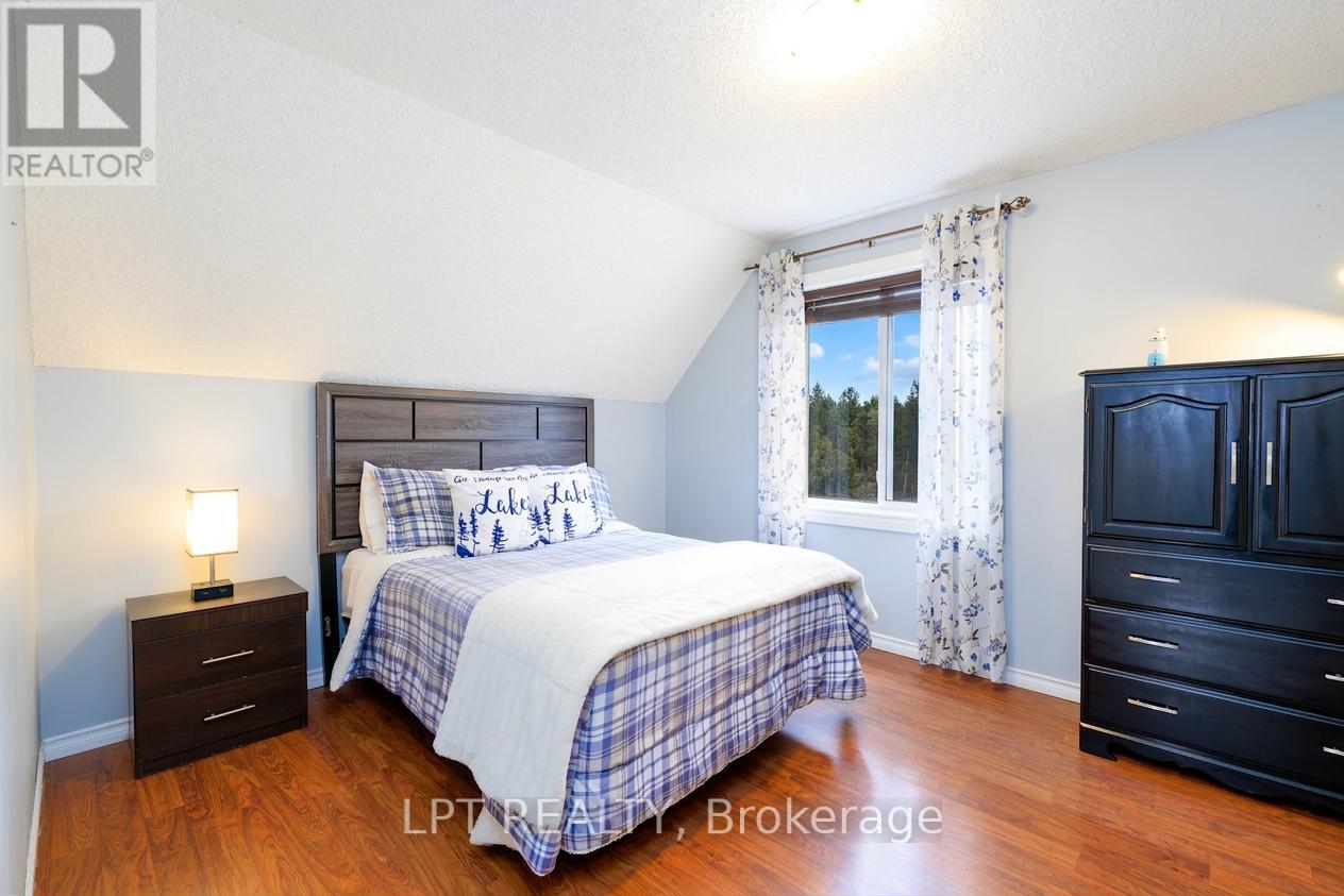 11 Hardwood Drive, Georgina, Ontario  L0E 1L0 - Photo 14 - N13056470