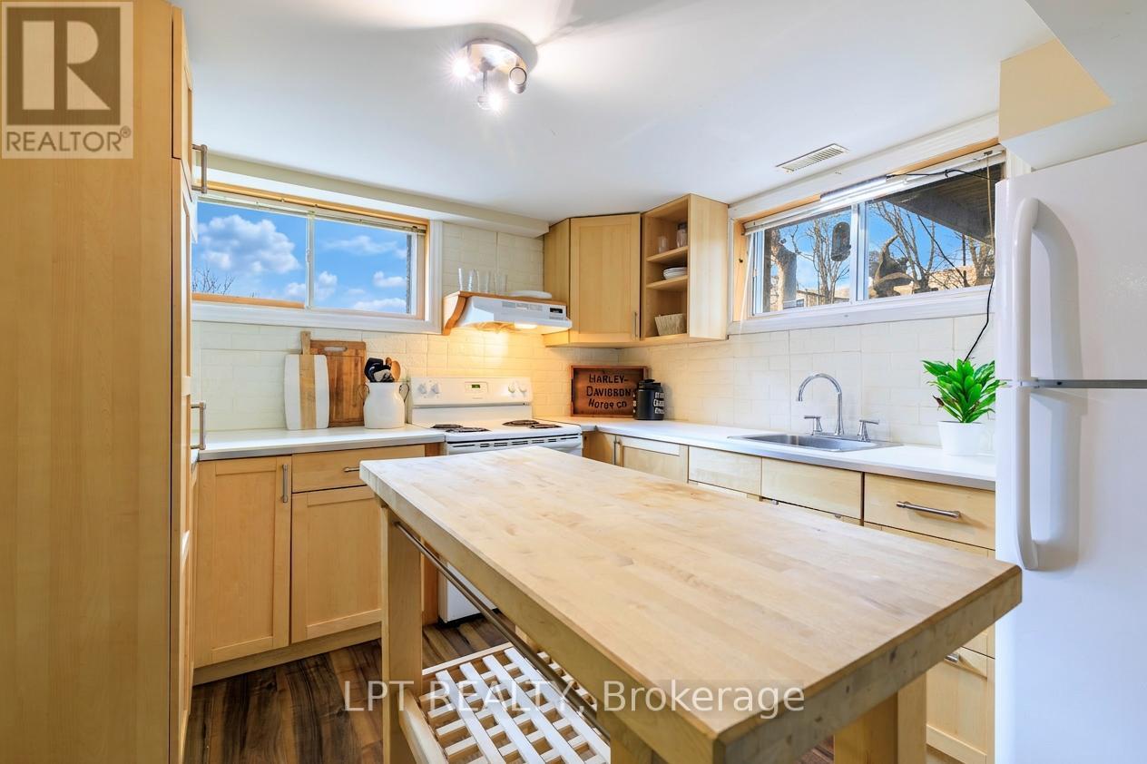 11 Hardwood Drive, Georgina, Ontario  L0E 1L0 - Photo 22 - N13056470