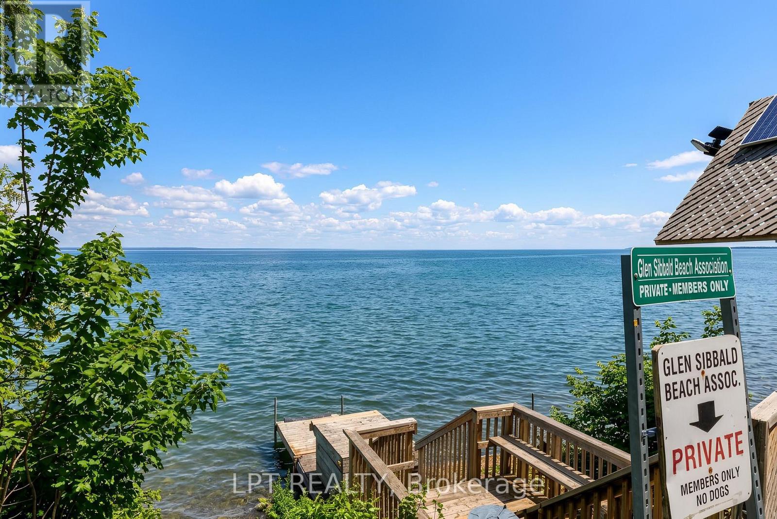 11 Hardwood Drive, Georgina, Ontario  L0E 1L0 - Photo 35 - N13056470