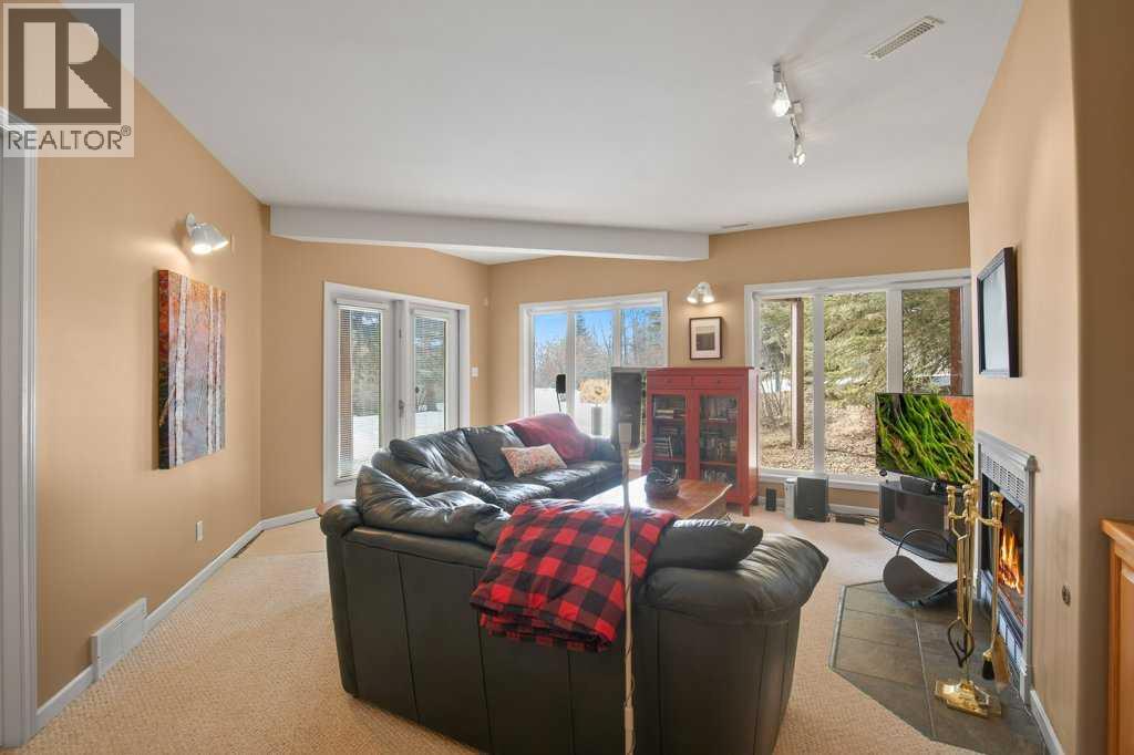 1401 Juniper Road, Sunbreaker Cove, Alberta  T0C 0J0 - Photo 41 - A2297813