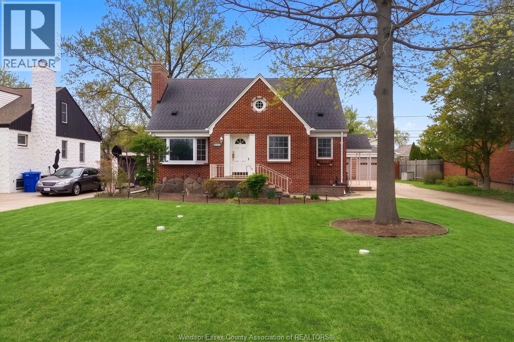 837 JANISSE DRIVE, Windsor, Ontario