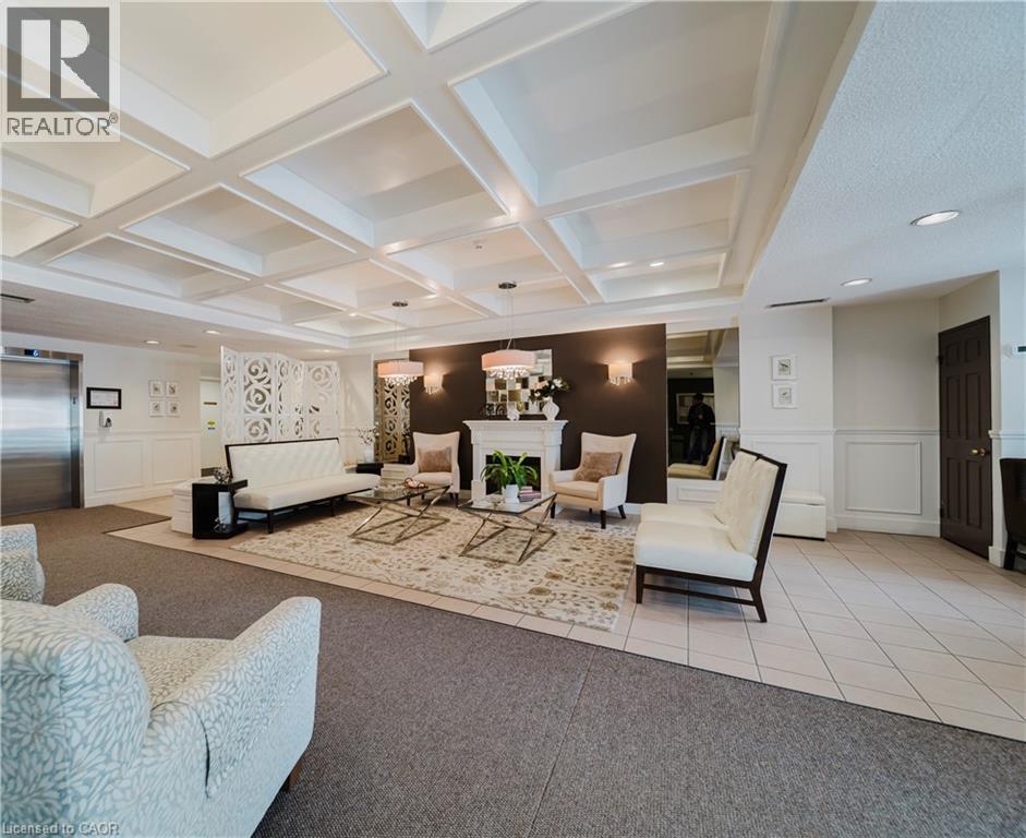 265 WESTCOURT Place Unit# 705, Waterloo, Ontario