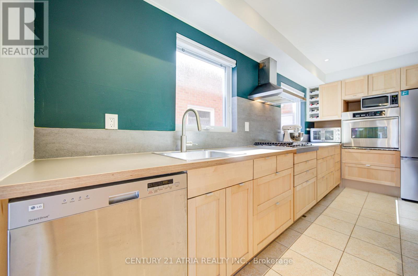 5699 Talaton Trail, Mississauga, Ontario  L5R 3N6 - Photo 13 - W13056398