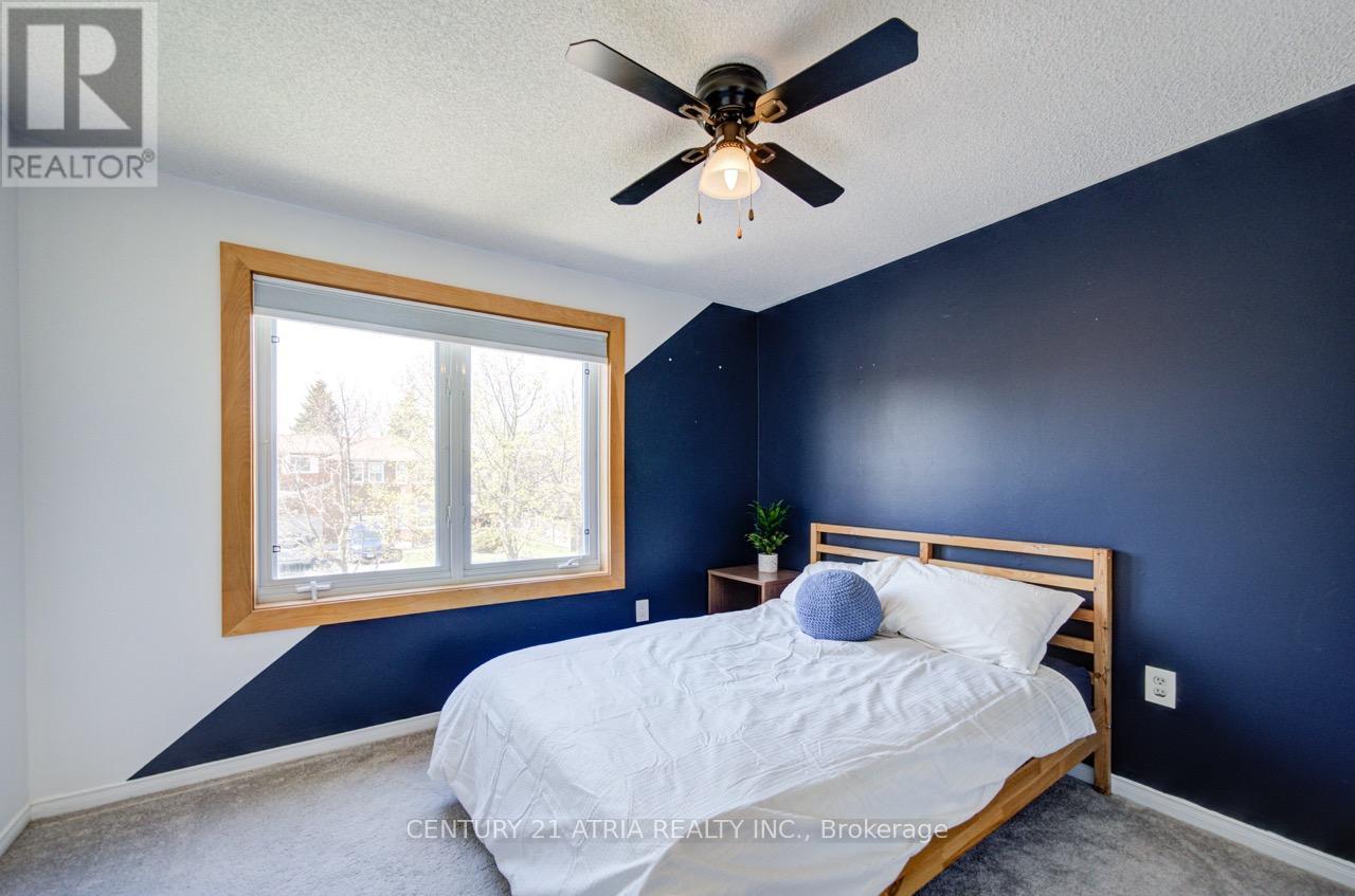 5699 Talaton Trail, Mississauga, Ontario  L5R 3N6 - Photo 22 - W13056398