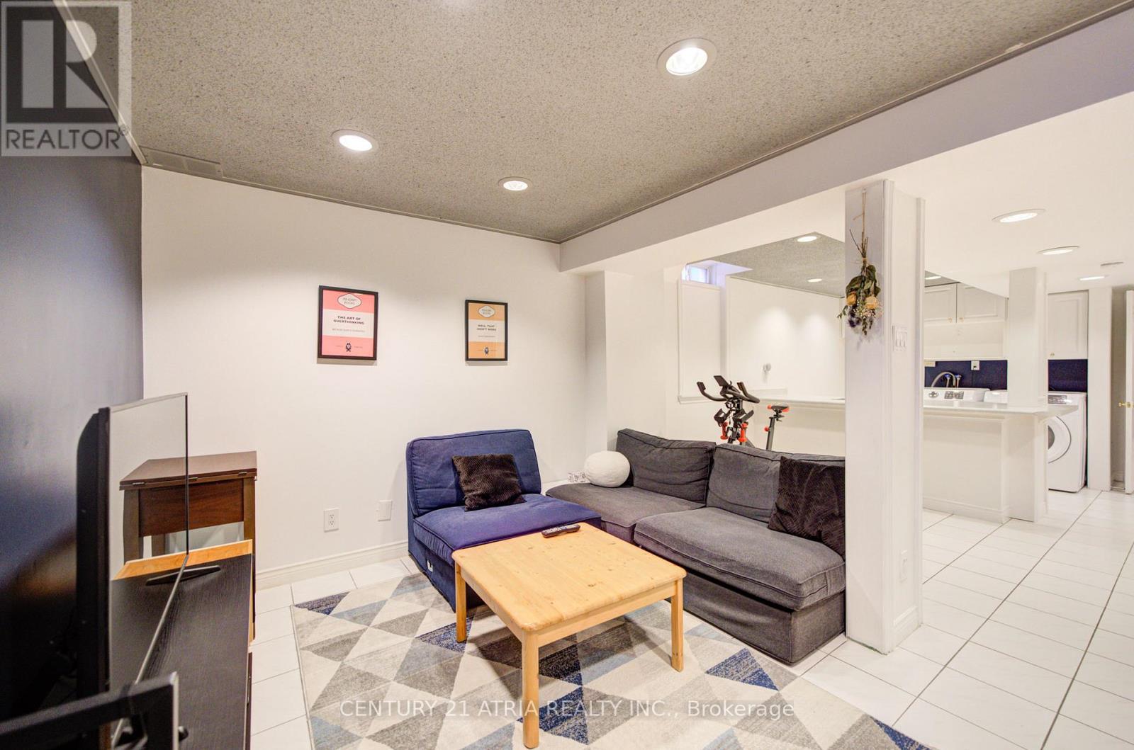 5699 Talaton Trail, Mississauga, Ontario  L5R 3N6 - Photo 36 - W13056398