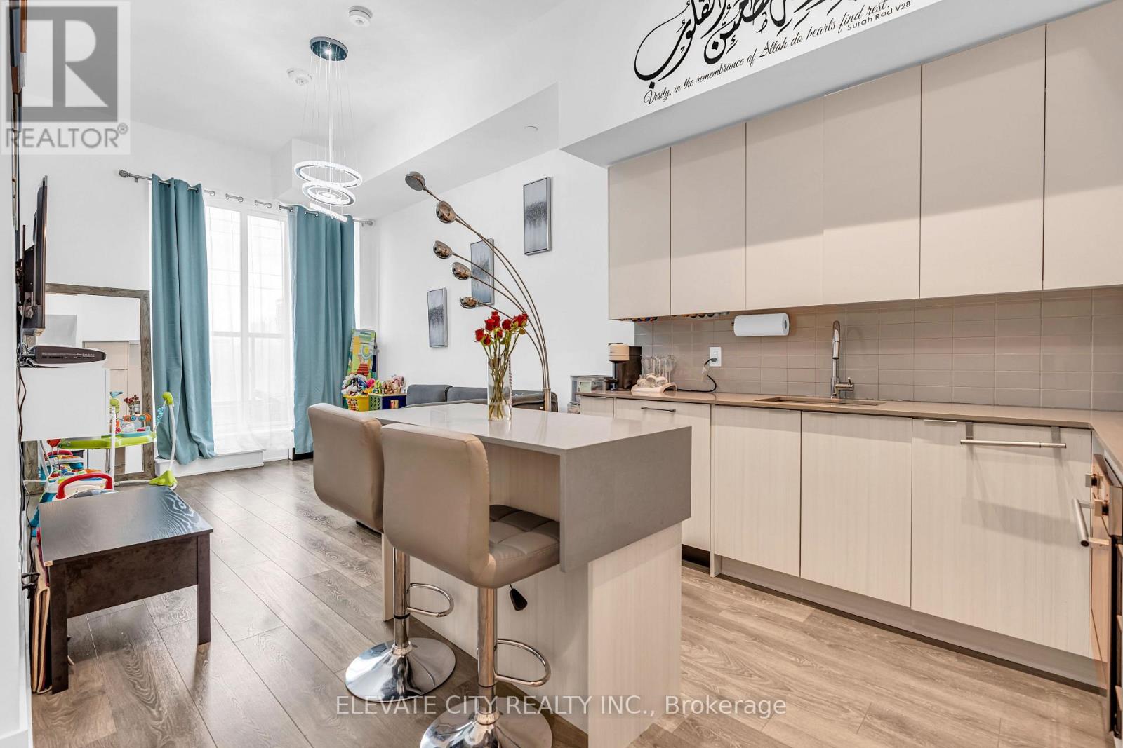 219 - 2489 Taunton Road, Oakville, Ontario  L6H 3R9 - Photo 4 - W13056430