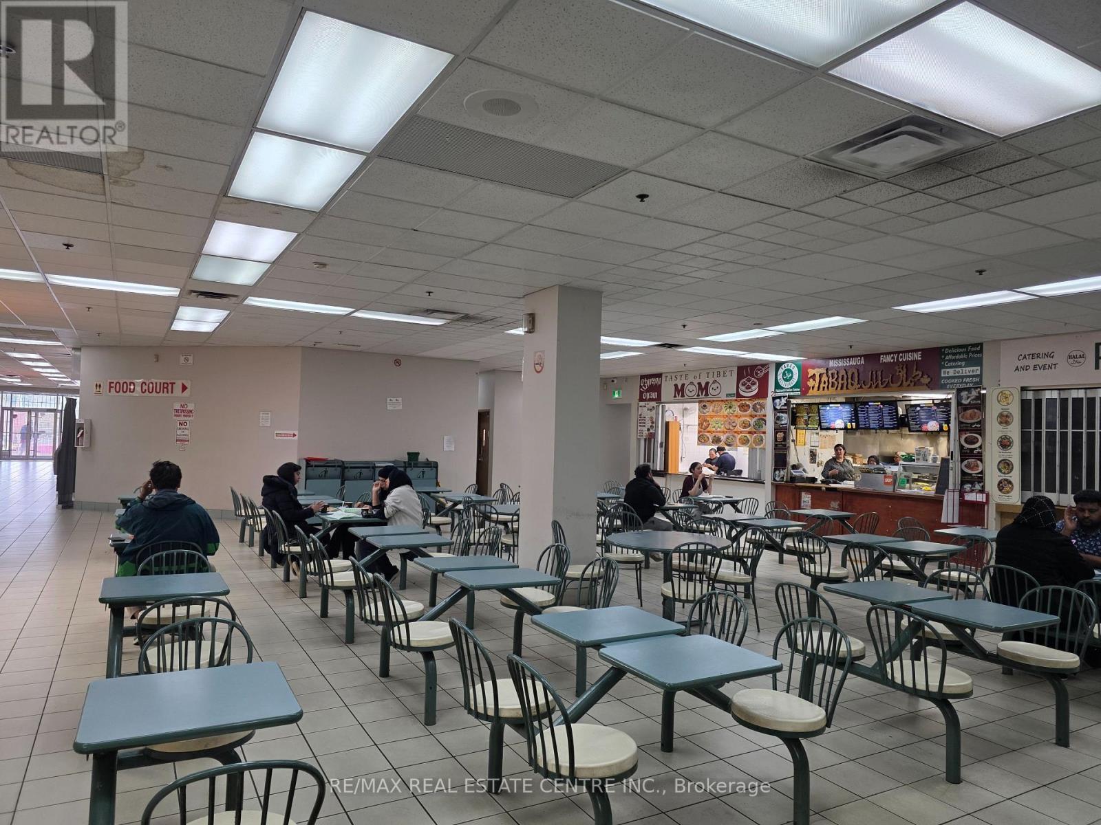 # 8 - 2580 Shepard Avenue, Mississauga, Ontario  L5A 4K3 - Photo 3 - W13056432