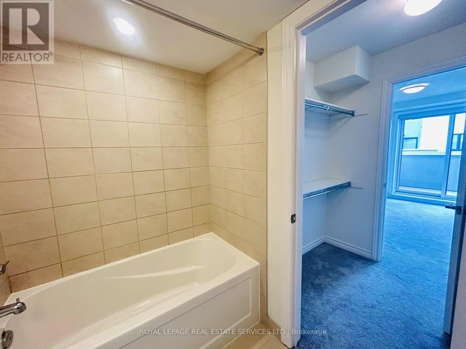 330 - 349 Wheat Boom Drive, Oakville, Ontario  L6H 7X5 - Photo 18 - W13056450