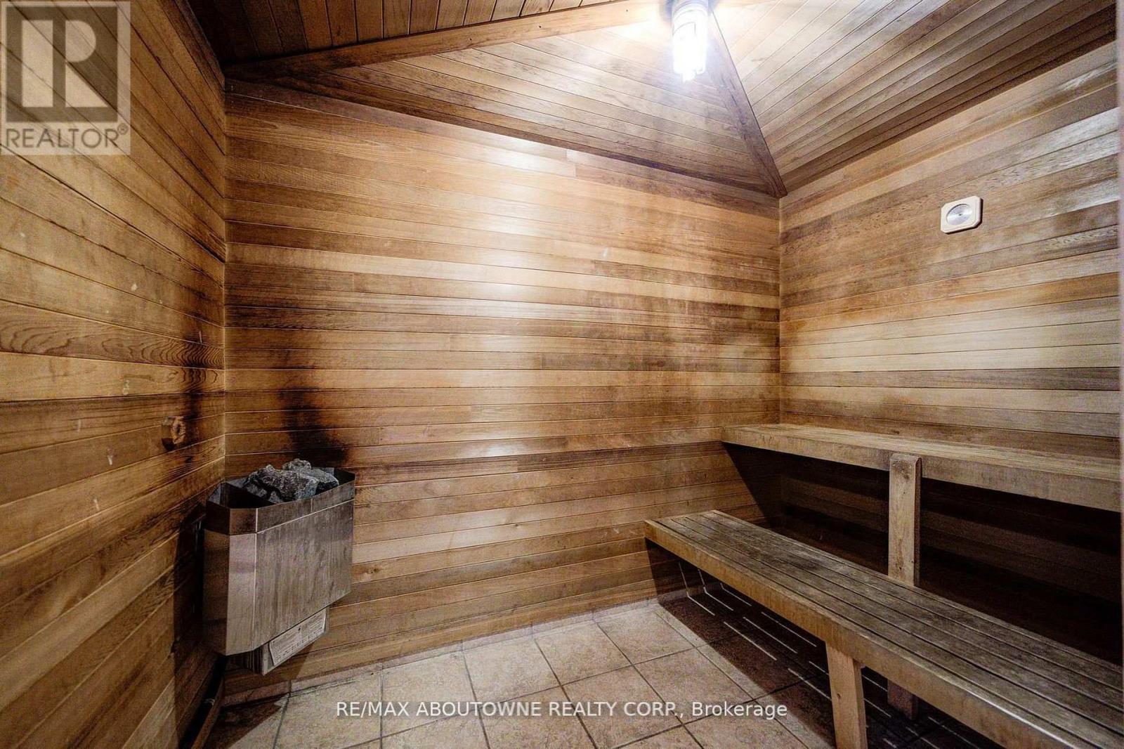 104 - 1470 Bishops Gate, Oakville, Ontario  L6M 4N2 - Photo 16 - W13056454