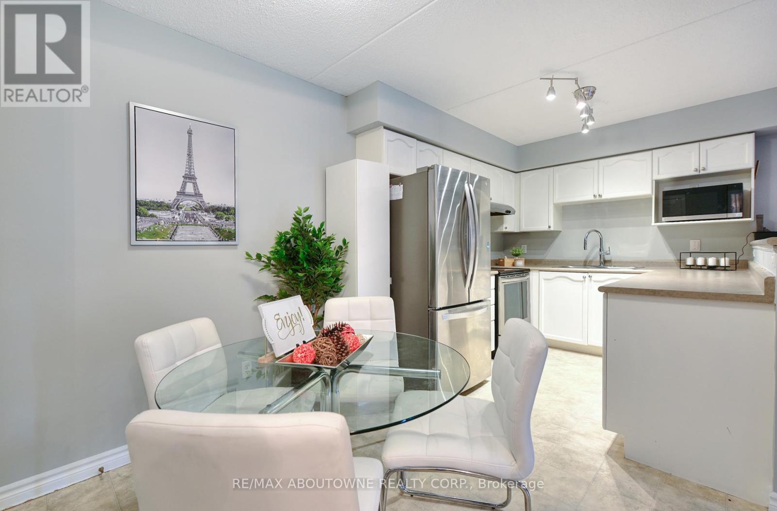 104 - 1470 Bishops Gate, Oakville, Ontario  L6M 4N2 - Photo 7 - W13056454