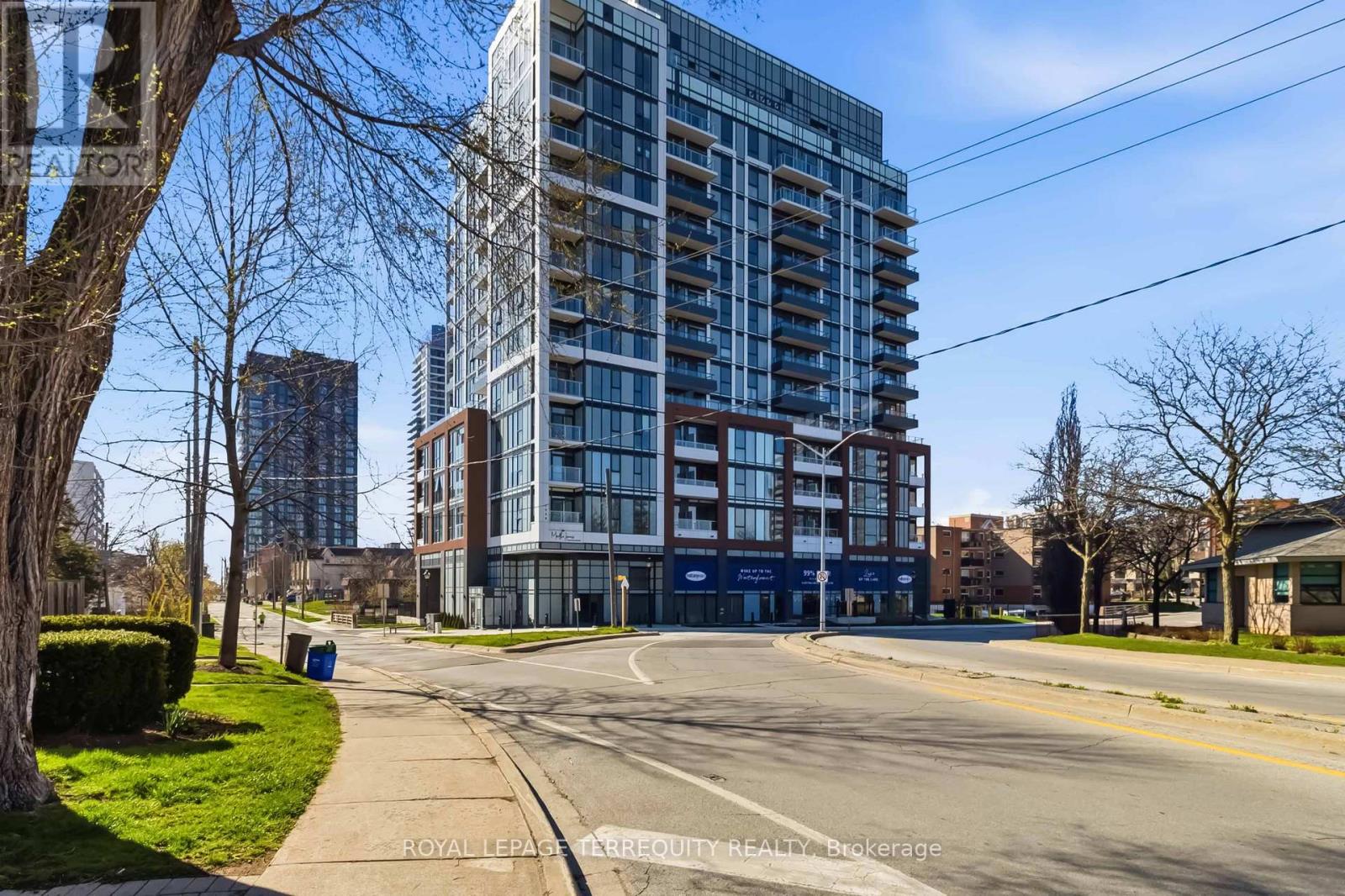 601 - 2088 JAMES STREET, Burlington, Ontario