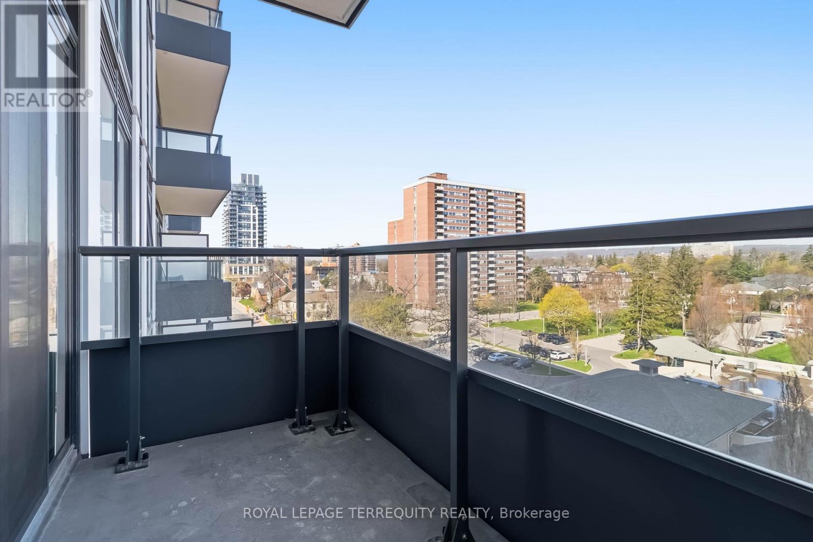 601 - 2088 James Street, Burlington, Ontario  L7R 0H2 - Photo 9 - W13056466