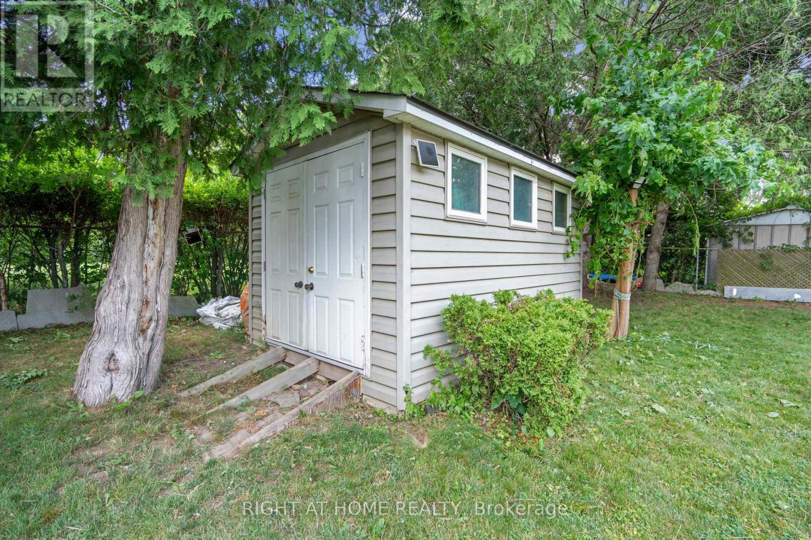 2343 Mountainside Drive, Burlington, Ontario  L7P 1C1 - Photo 41 - W13056486