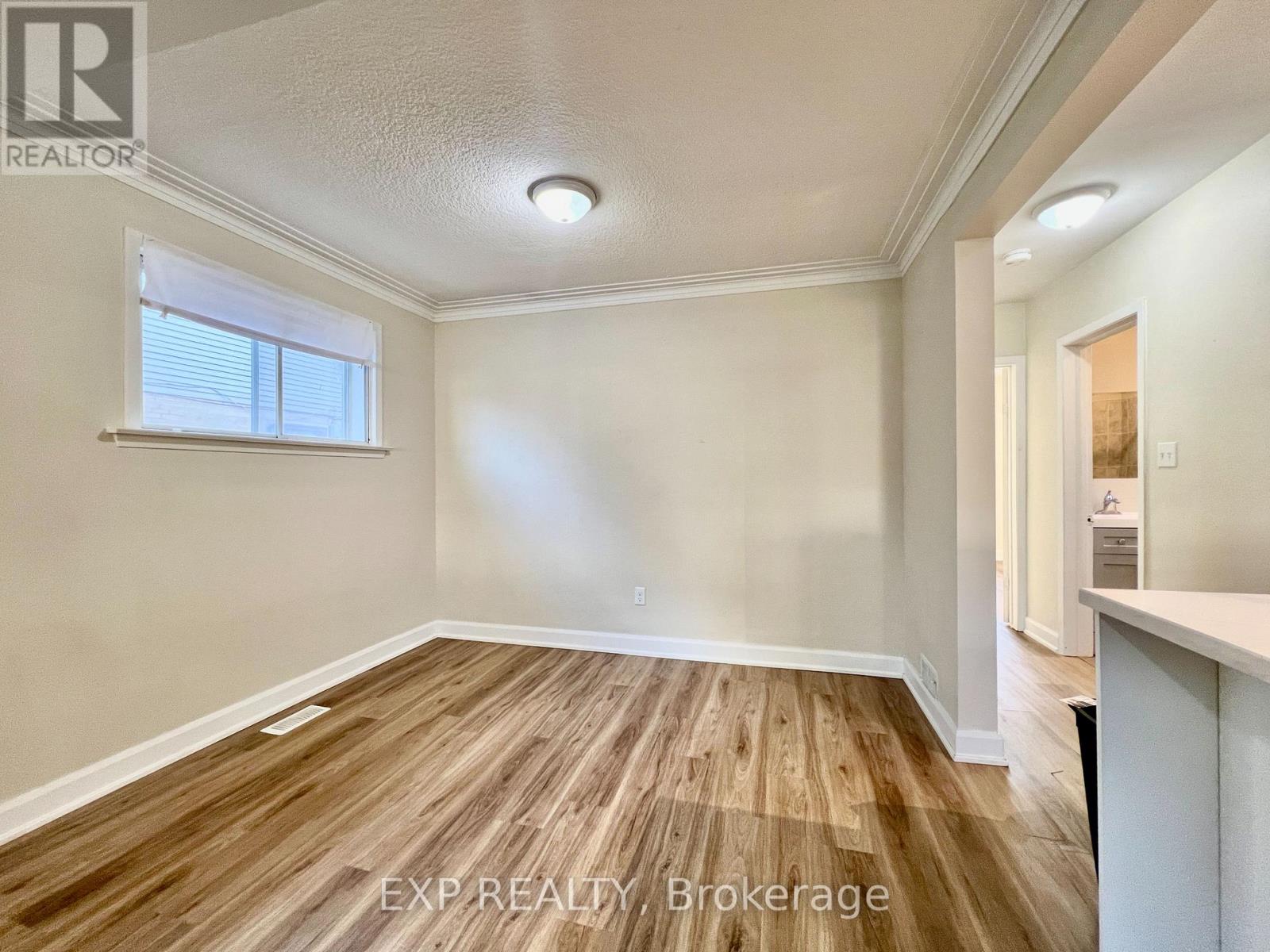 158 Hallmark Avenue, Toronto, Ontario  M8W 4K8 - Photo 10 - W13056504