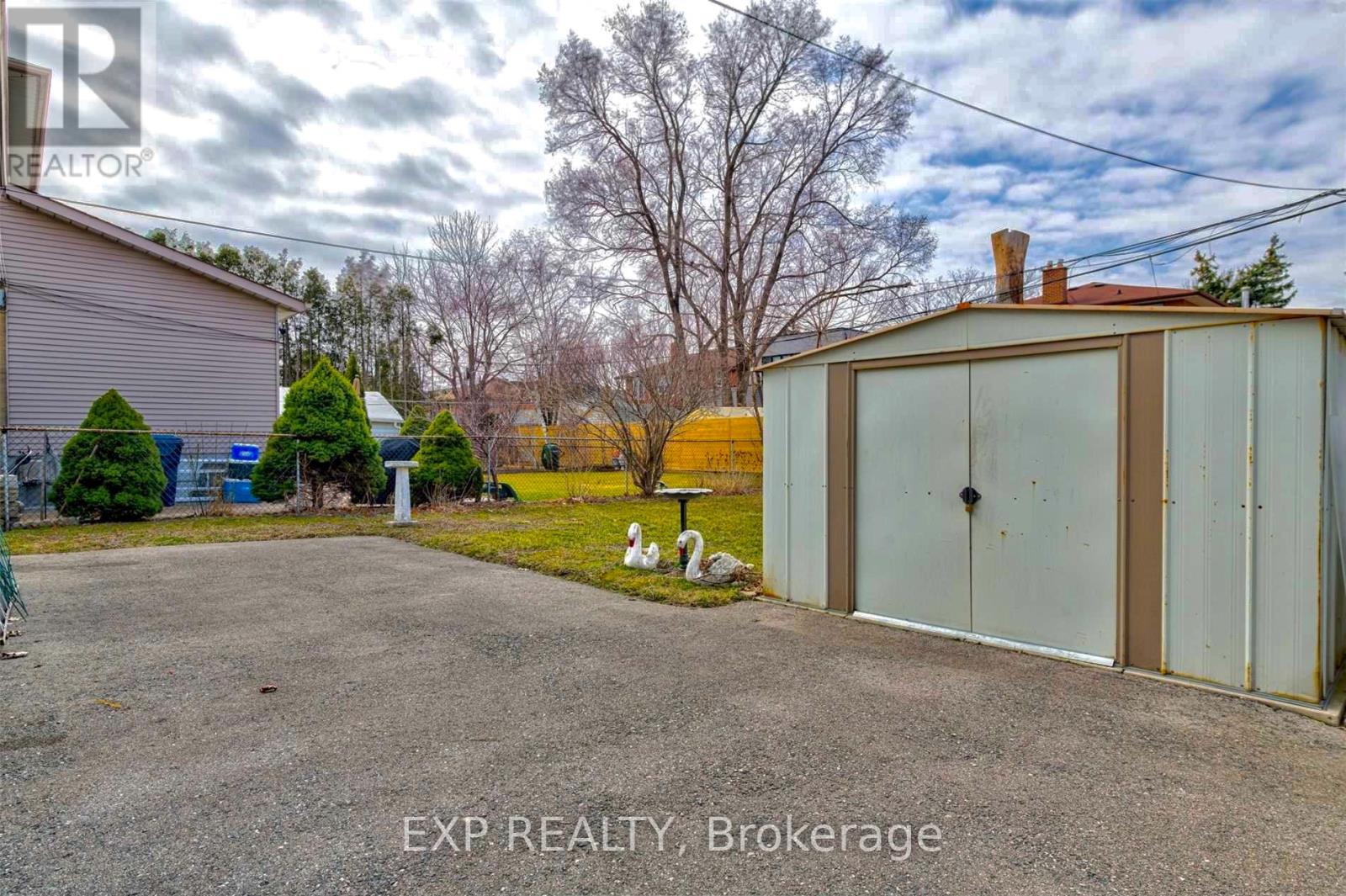 158 Hallmark Avenue, Toronto, Ontario  M8W 4K8 - Photo 20 - W13056504