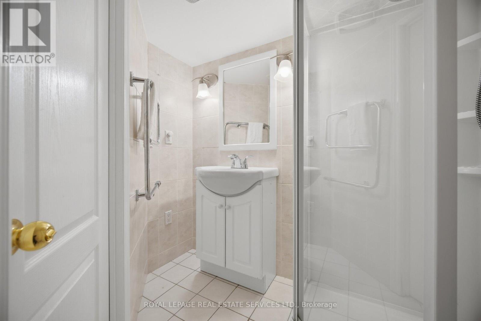 46 Day Avenue, Toronto, Ontario  M6E 3V9 - Photo 20 - W13056508