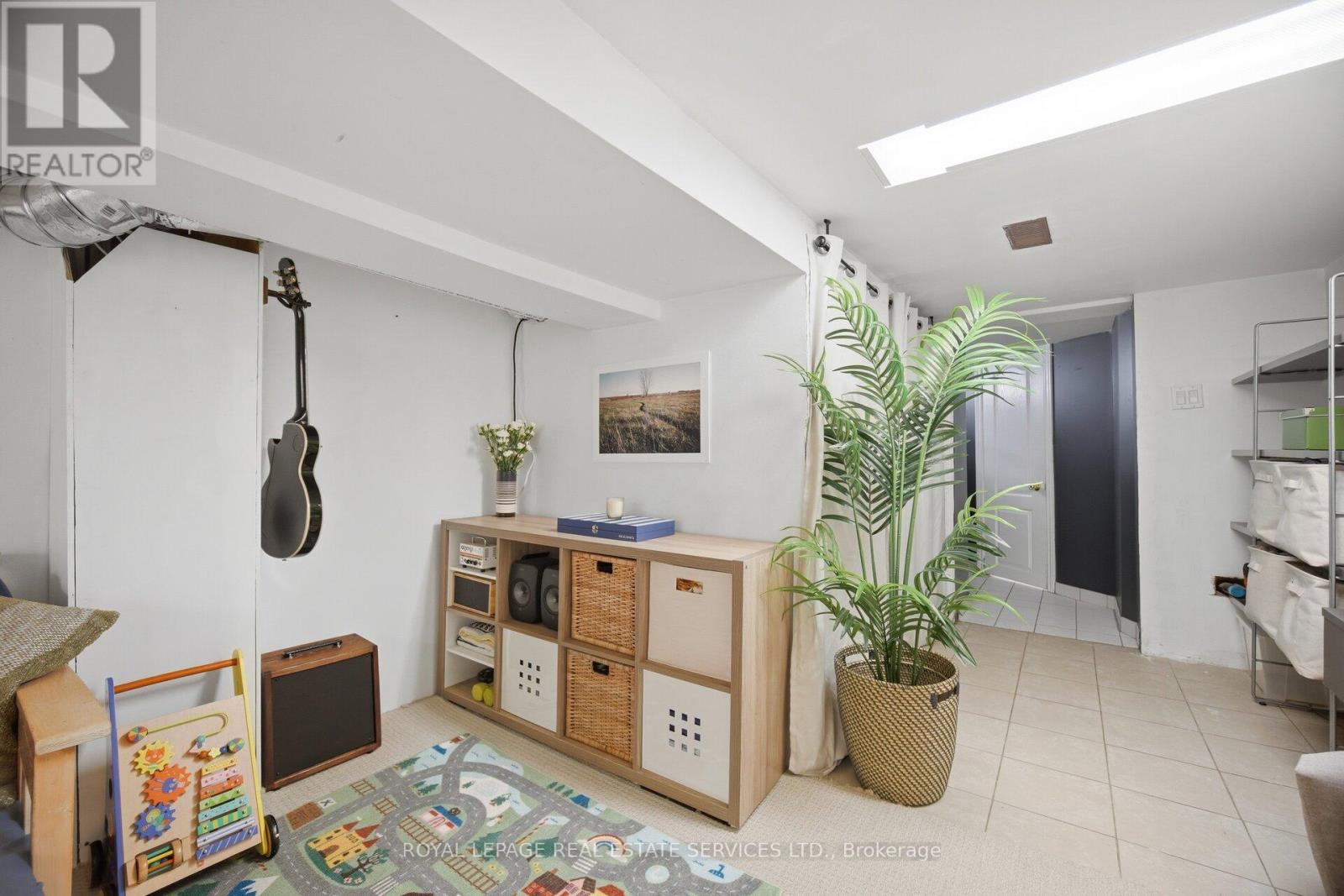 46 Day Avenue, Toronto, Ontario  M6E 3V9 - Photo 21 - W13056508