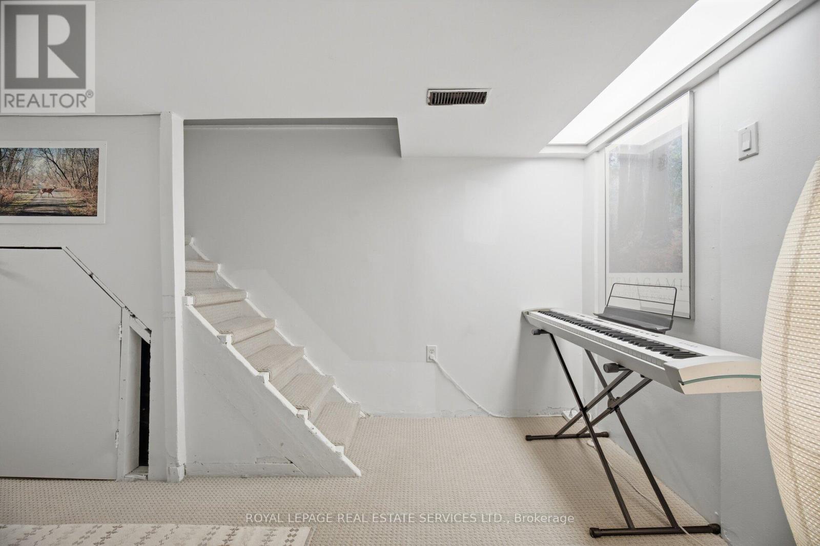 46 Day Avenue, Toronto, Ontario  M6E 3V9 - Photo 22 - W13056508