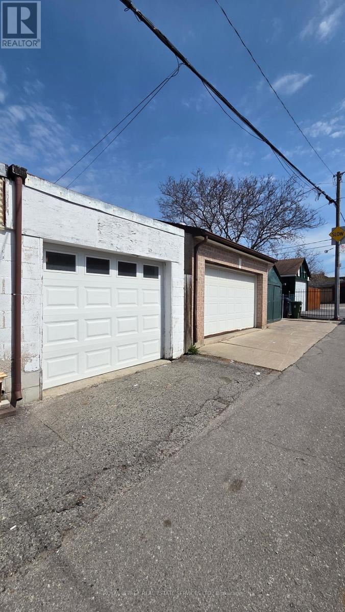 46 Day Avenue, Toronto, Ontario  M6E 3V9 - Photo 27 - W13056508