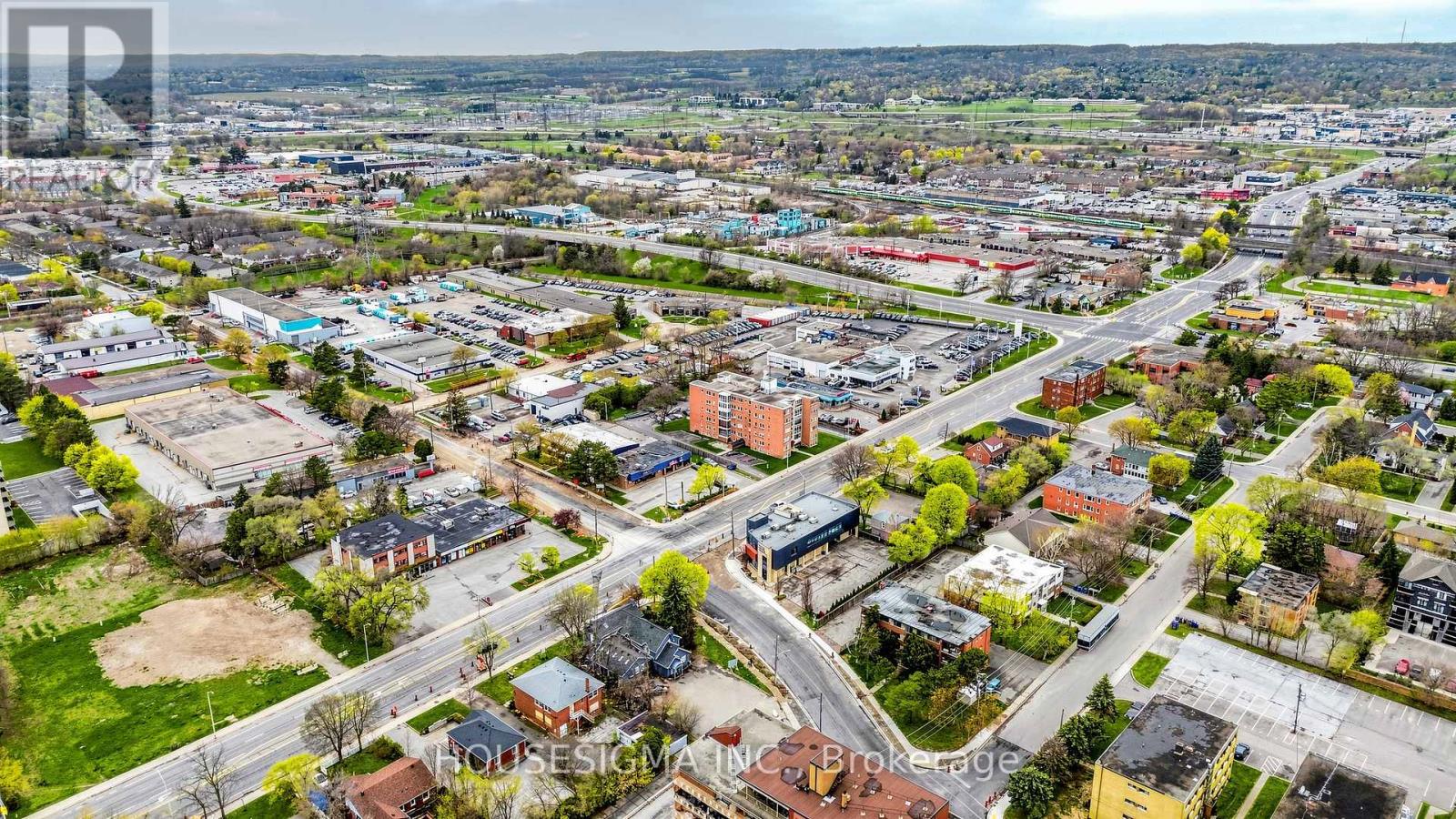 9 - 824 Brant Street, Burlington, Ontario  L7R 2J5 - Photo 25 - W13056522