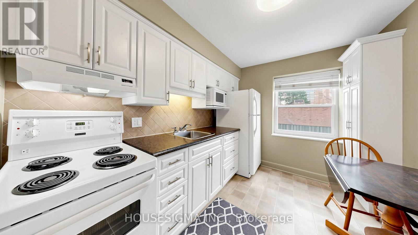 9 - 824 Brant Street, Burlington, Ontario  L7R 2J5 - Photo 9 - W13056522