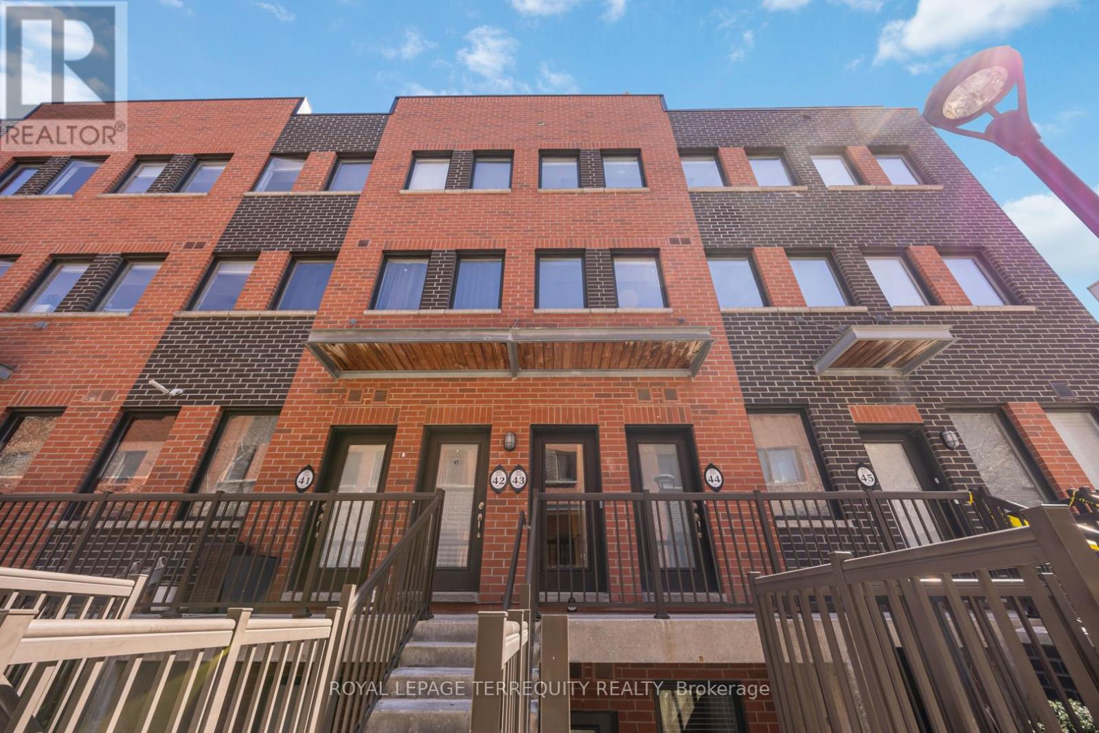 43 - 869 Wilson Avenue, Toronto, Ontario  M3K 0A4 - Photo 29 - W13056540