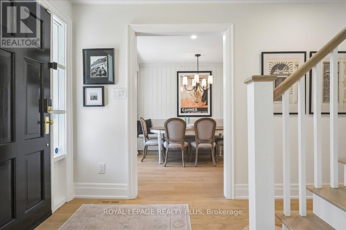 1594 Calumet Place, Mississauga, Ontario  L5J 3A9 - Photo 12 - W13056548