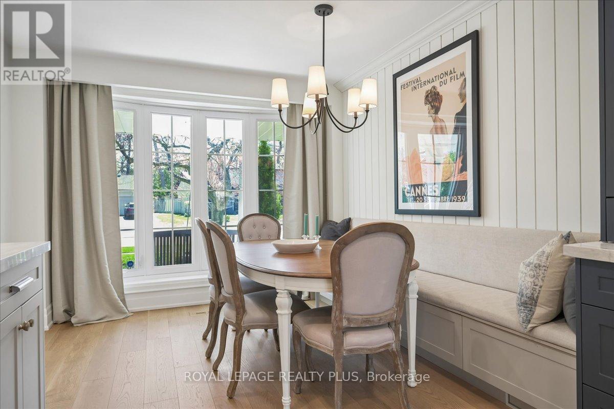 1594 Calumet Place, Mississauga, Ontario  L5J 3A9 - Photo 16 - W13056548