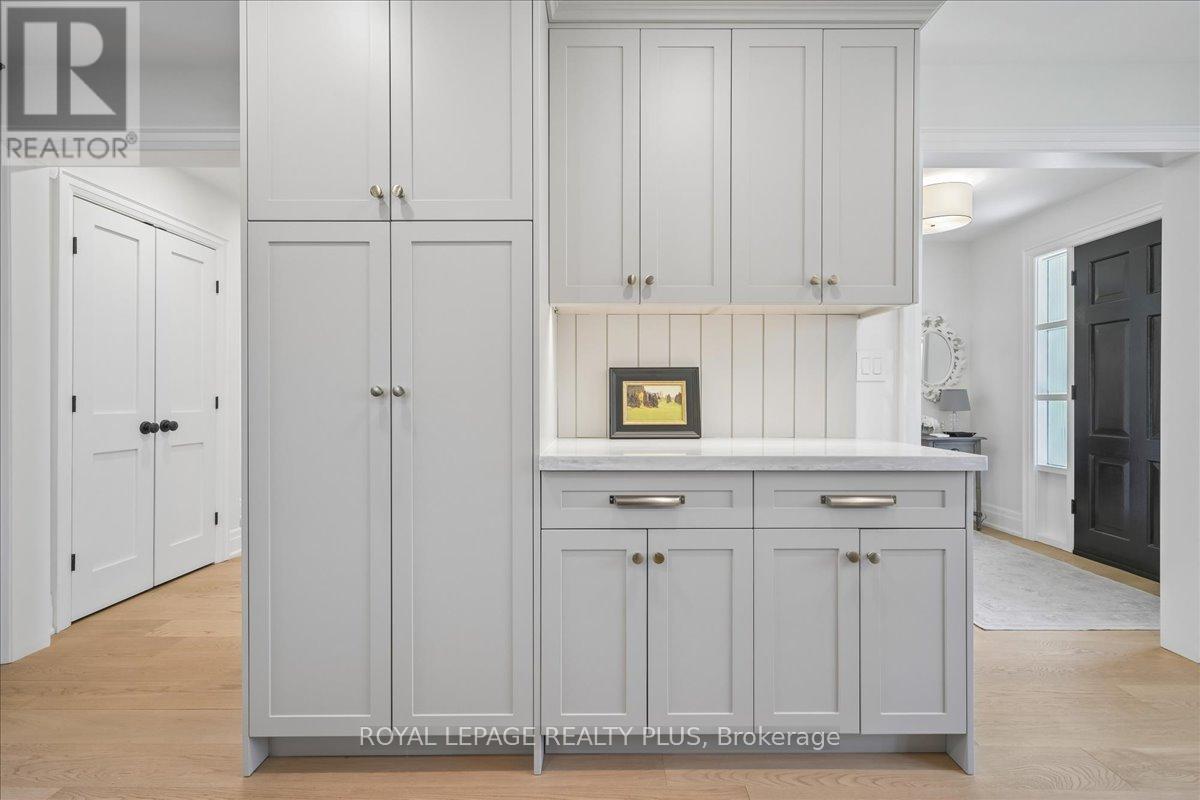 1594 Calumet Place, Mississauga, Ontario  L5J 3A9 - Photo 17 - W13056548