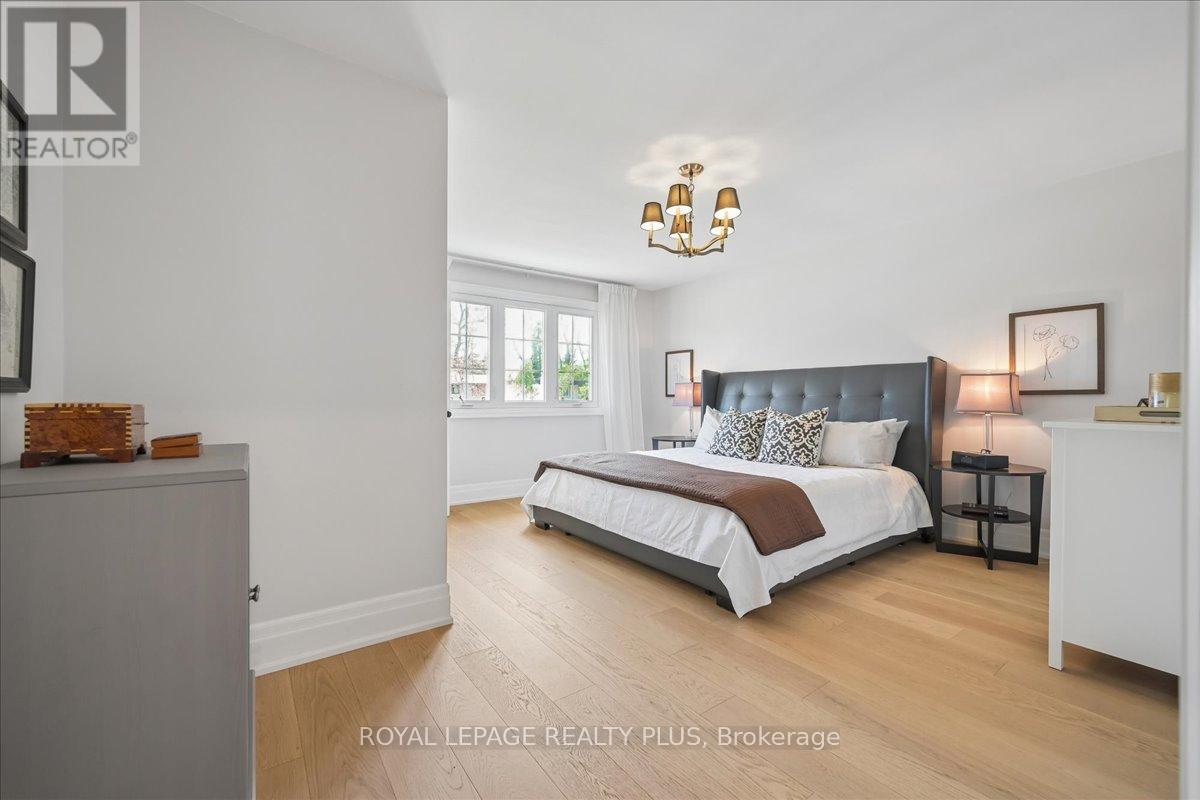 1594 Calumet Place, Mississauga, Ontario  L5J 3A9 - Photo 30 - W13056548