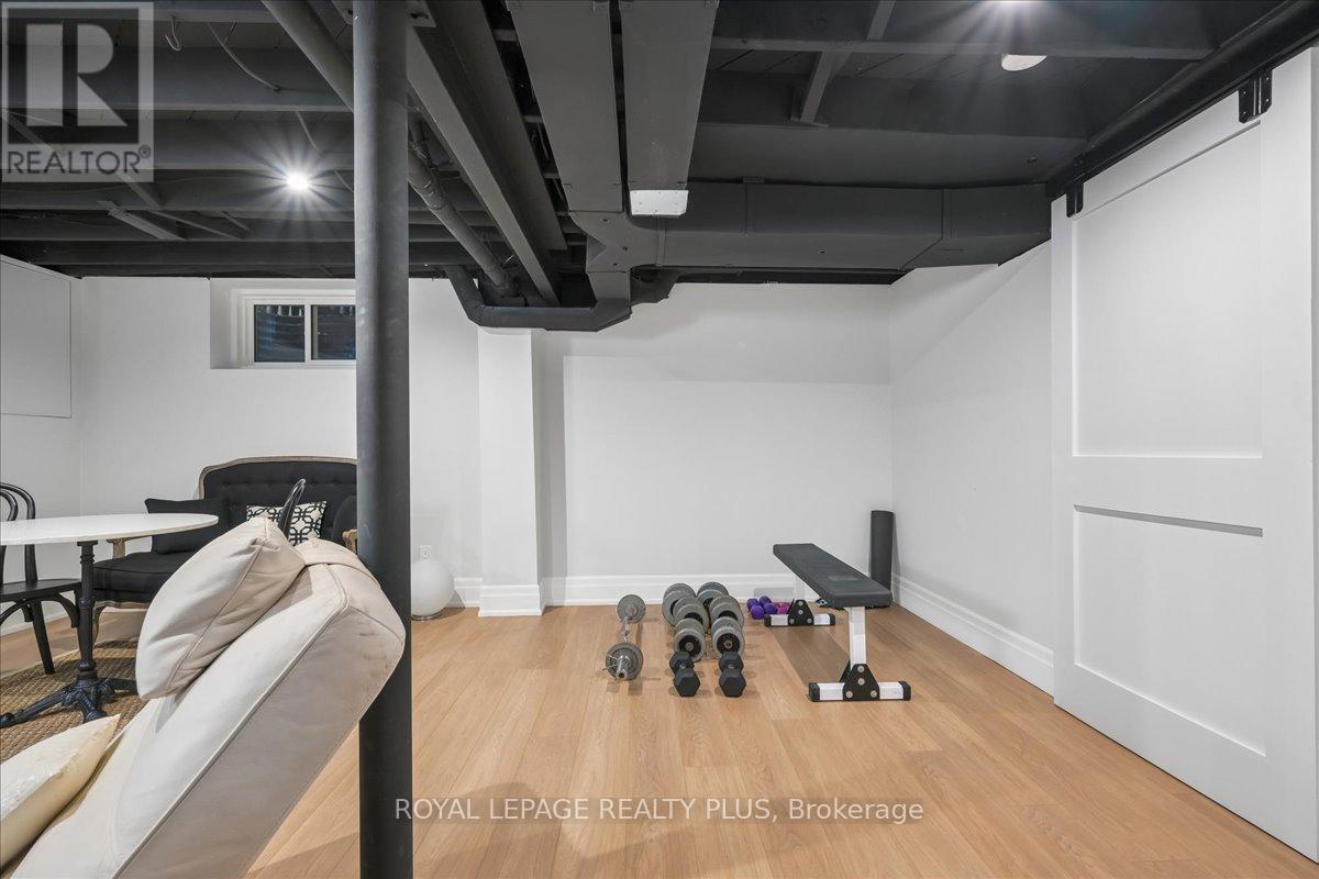 1594 Calumet Place, Mississauga, Ontario  L5J 3A9 - Photo 38 - W13056548