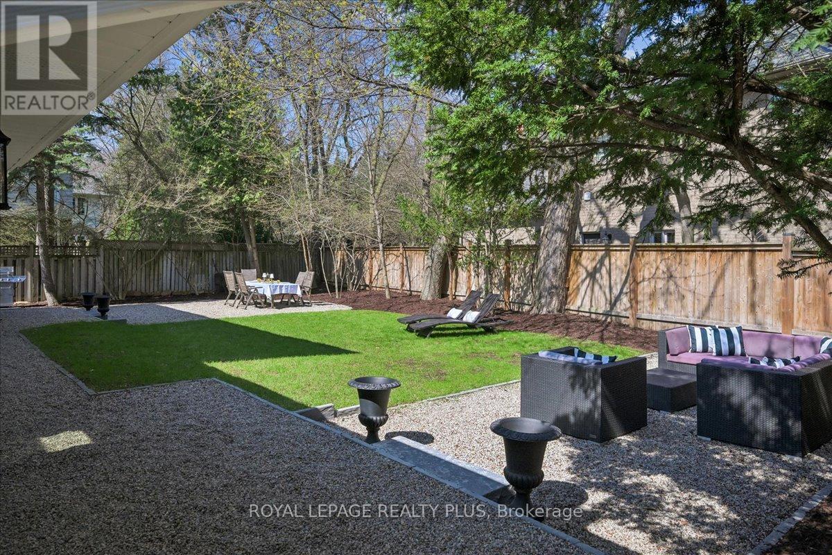 1594 Calumet Place, Mississauga, Ontario  L5J 3A9 - Photo 39 - W13056548