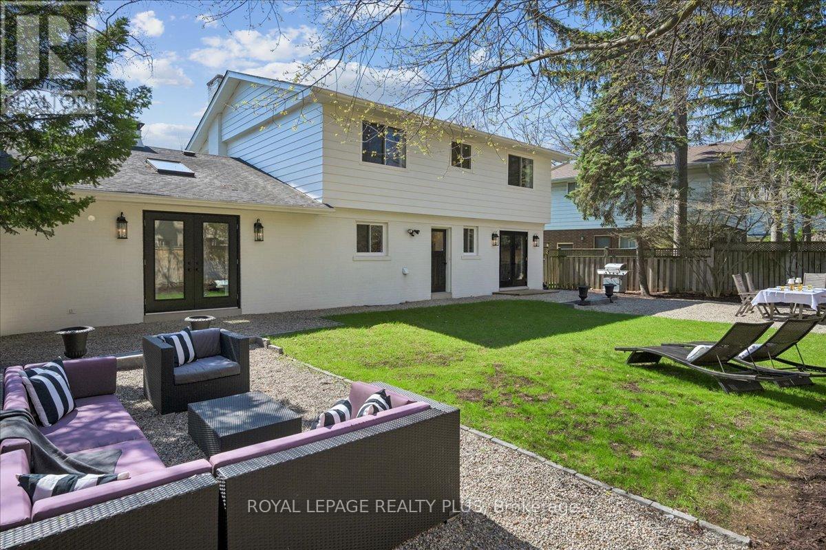 1594 Calumet Place, Mississauga, Ontario  L5J 3A9 - Photo 40 - W13056548