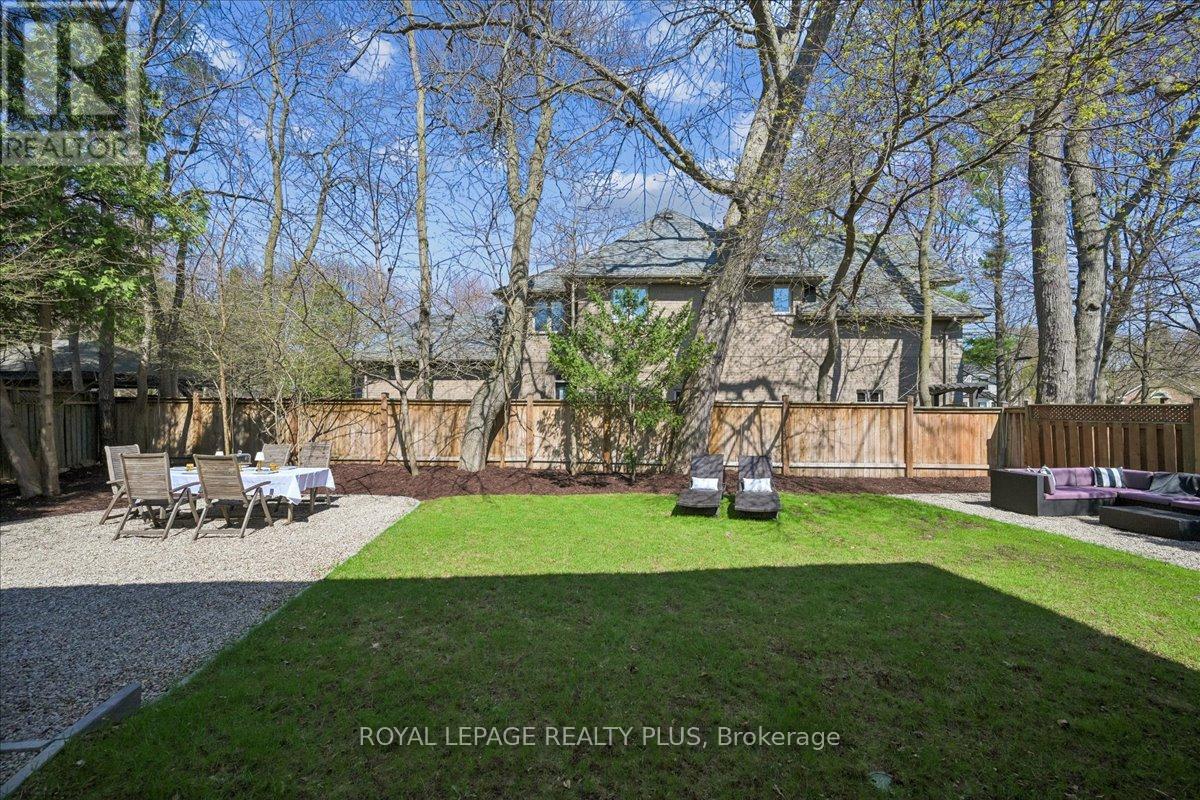 1594 Calumet Place, Mississauga, Ontario  L5J 3A9 - Photo 41 - W13056548