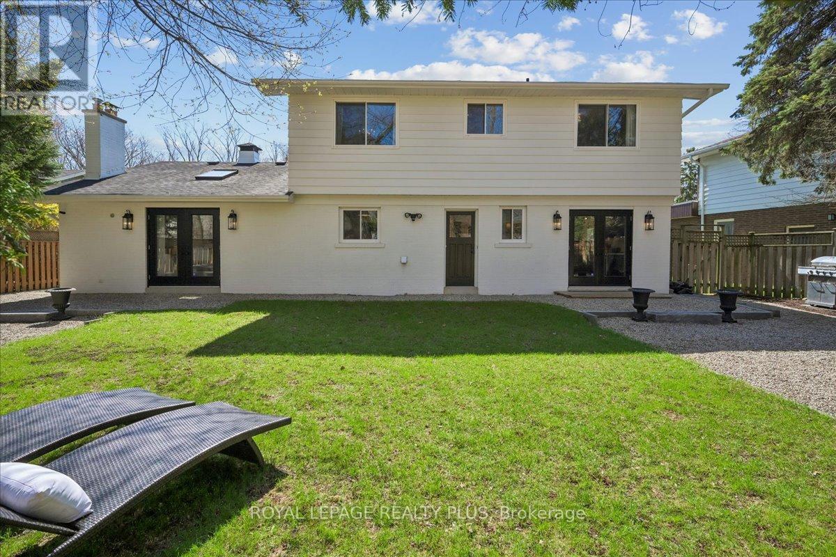 1594 Calumet Place, Mississauga, Ontario  L5J 3A9 - Photo 43 - W13056548