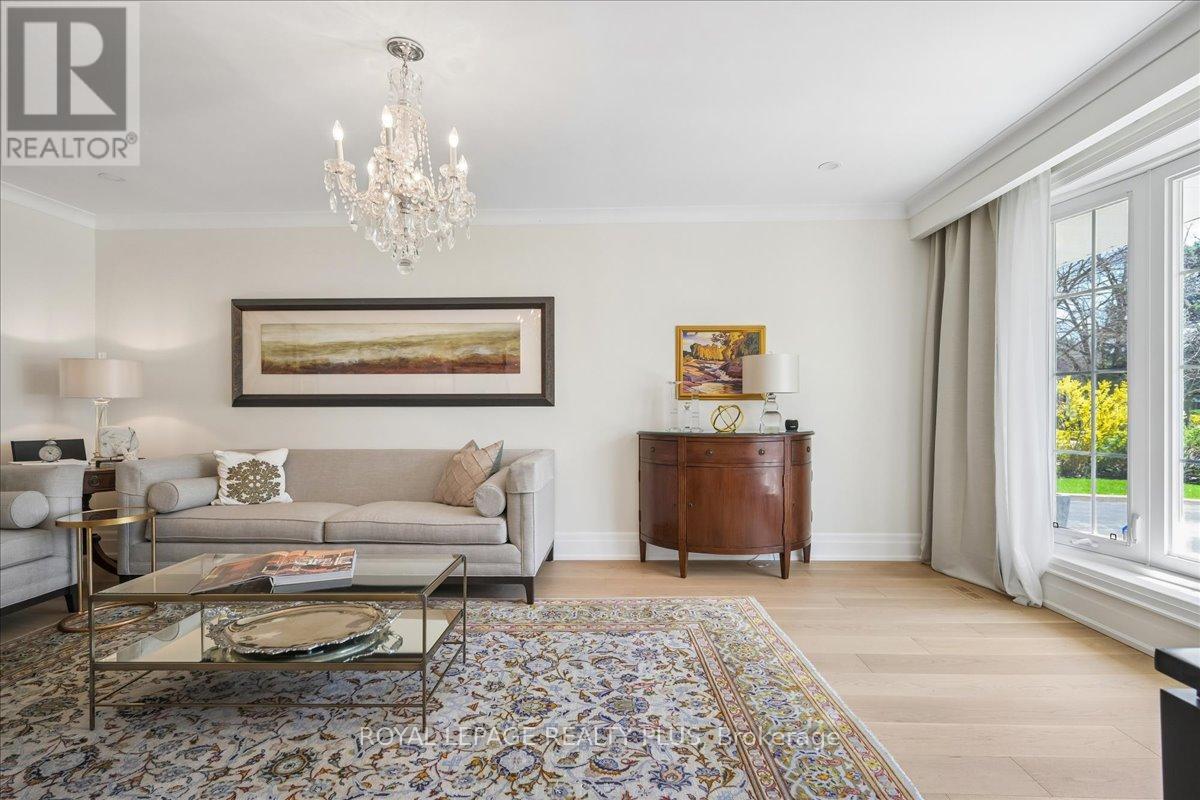 1594 Calumet Place, Mississauga, Ontario  L5J 3A9 - Photo 8 - W13056548