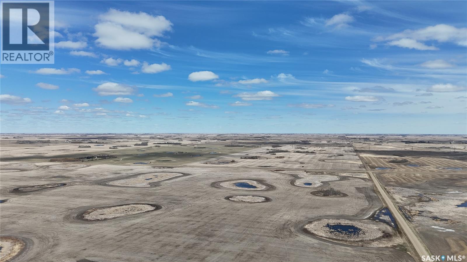 Estevan Grainland - 513 Acres, Estevan Rm No. 5, Saskatchewan  S4A 2A5 - Photo 2 - SK034225