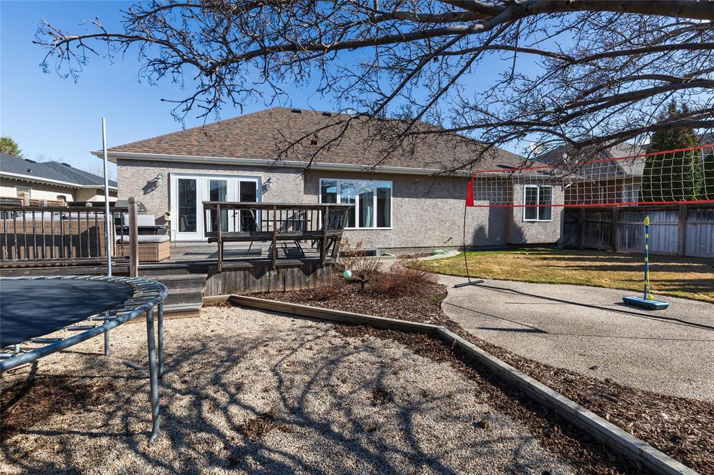 38 Castlerock Cove, Steinbach, Manitoba  R5G 2L4 - Photo 33 - 202608083