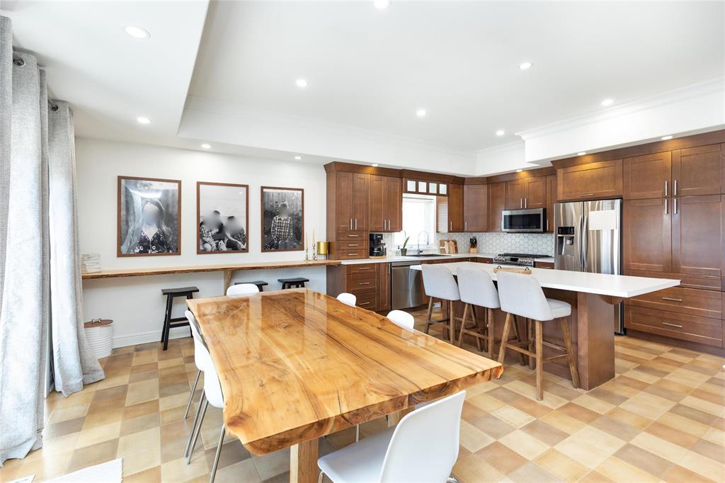 38 Castlerock Cove, Steinbach, Manitoba  R5G 2L4 - Photo 4 - 202608083