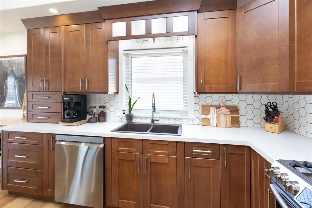 38 Castlerock Cove, Steinbach, Manitoba  R5G 2L4 - Photo 5 - 202608083