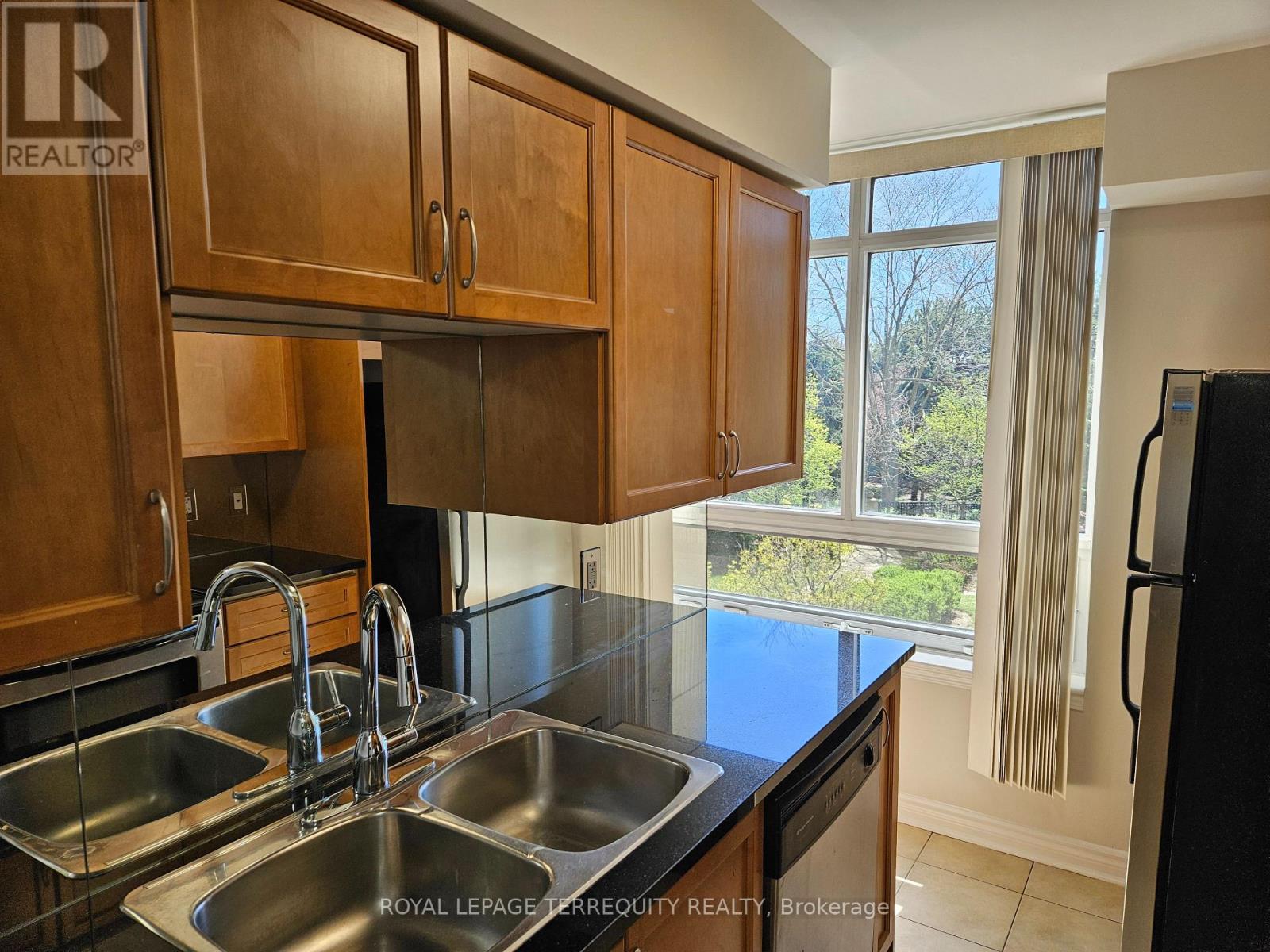 216 - 18 Kenaston Gardens, Toronto, Ontario  M2K 3C7 - Photo 8 - C13049584