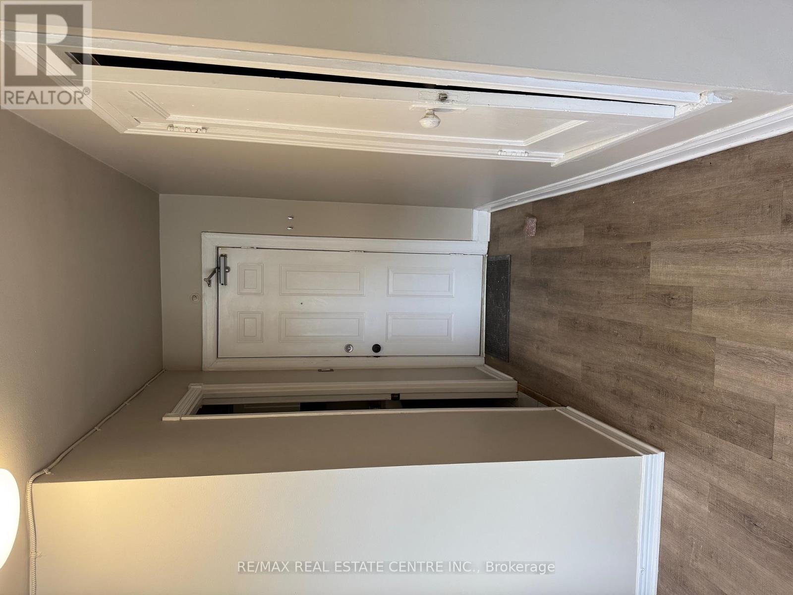 Unit A - 24 Nelson St Street E, Brampton, Ontario  L6V 1C9 - Photo 15 - W12845836